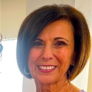 Meet your Posher, Sherry